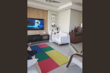 Casa à venda com 4 quartos, 320m² em Pendotiba, Niterói