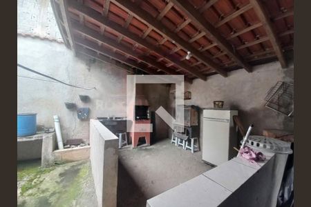 Casa à venda com 3 quartos, 1100m² em Jardim Santa Tereza, São Paulo