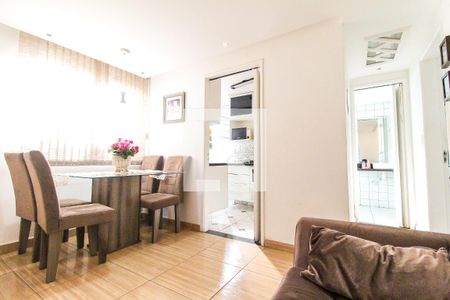 Sala de apartamento para alugar com 2 quartos, 42m² em Itaim Paulista, São Paulo