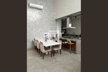 Casa à venda com 3 quartos, 240m² em Swiss Park, Campinas