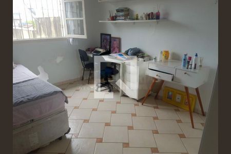Casa à venda com 3 quartos, 110m² em Jardim das Imbuias, São Paulo