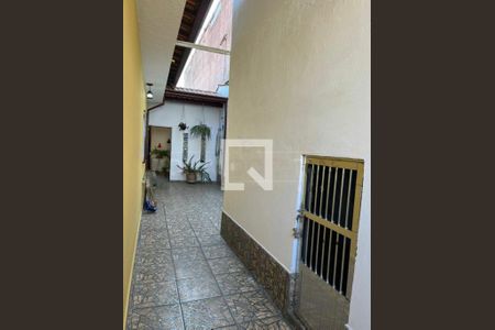 Casa à venda com 4 quartos, 80m² em Parque Brasil, São Paulo