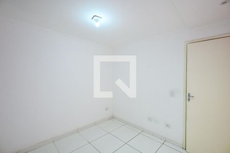Quarto 1 de casa para alugar com 2 quartos, 50m² em Parque das Cigarreiras, Taboão da Serra