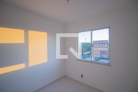 Quarto 2 de apartamento para alugar com 2 quartos, 55m² em Laranjal, São Gonçalo