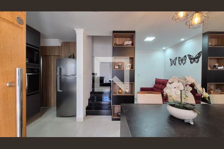 Casa à venda com 2 quartos, 115m² em Jardim Ipanema, Santo André