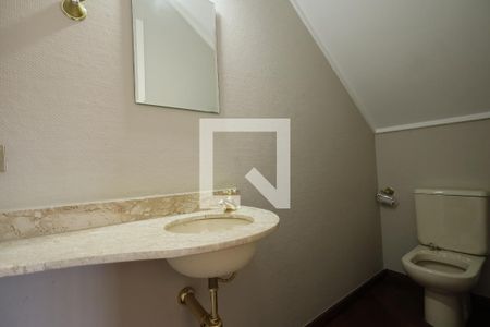 Lavabo de casa de condomínio para alugar com 4 quartos, 250m² em Vila Santos, São Paulo