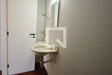 Lavabo de casa de condomínio para alugar com 4 quartos, 250m² em Vila Santos, São Paulo