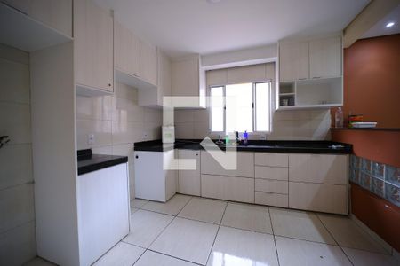 Cozinha de casa à venda com 2 quartos, 60m² em Vila Santo Henrique, São Paulo