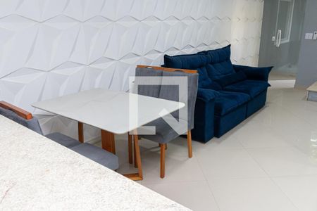 Sala de casa de condomínio para alugar com 2 quartos, 128m² em Campo Grande, Rio de Janeiro