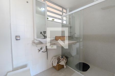 Banheiro de apartamento para alugar com 1 quarto, 41m² em Bela Vista, São Paulo