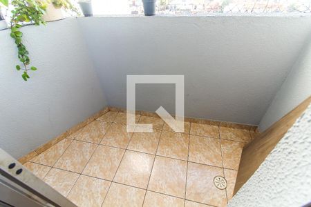 Sacada de apartamento à venda com 2 quartos, 57m² em Vila Rosaria, São Paulo