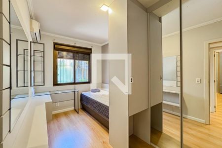 Quarto 1 de apartamento para alugar com 3 quartos, 150m² em Jardim Lindóia, Porto Alegre