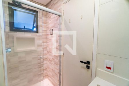 Banheiro da Suíte de apartamento para alugar com 2 quartos, 79m² em Chácara Inglesa, São Paulo
