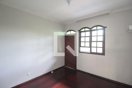 Suite de casa para alugar com 3 quartos, 180m² em Serrano, Belo Horizonte