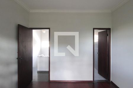Suite de casa para alugar com 3 quartos, 180m² em Serrano, Belo Horizonte