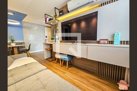 Sala de apartamento à venda com 2 quartos, 55m² em Santo Amaro, São Paulo