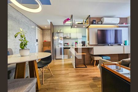 Sala de apartamento à venda com 2 quartos, 55m² em Santo Amaro, São Paulo