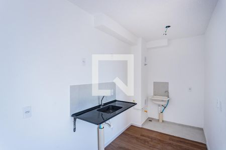 Sala, cozinha e área de serviço de apartamento à venda com 2 quartos, 36m² em Nossa Senhora do O, São Paulo