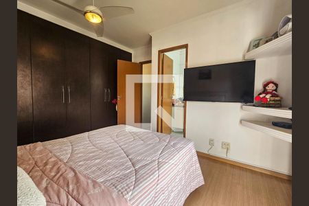Suite de casa de condomínio à venda com 3 quartos, 135m² em Jardim São Luís, São Paulo