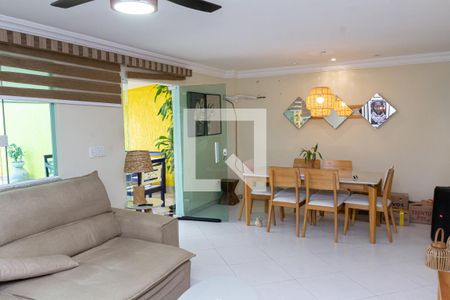 Sala de casa de condomínio para alugar com 3 quartos, 360m² em Campo Grande, Rio de Janeiro