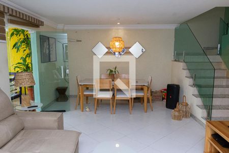 Sala de casa de condomínio para alugar com 3 quartos, 360m² em Campo Grande, Rio de Janeiro
