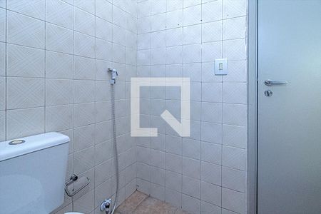 banheiro social_3 de apartamento para alugar com 1 quarto, 40m² em Aclimação, São Paulo