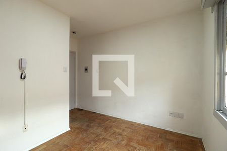 Sala                 de apartamento para alugar com 2 quartos, 50m² em Passo D’areia, Porto Alegre