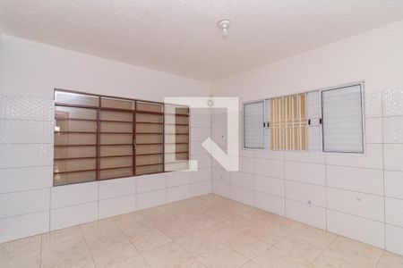Casa para alugar com 3 quartos, 125m² em Jardim Keralux, São Paulo