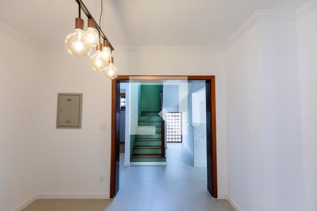 Sala de casa para alugar com 4 quartos, 330m² em Jardim Chapadão, Campinas