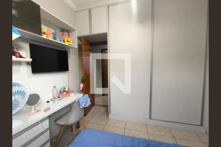 Casa à venda com 3 quartos, 390m² em Aparecida, Belo Horizonte