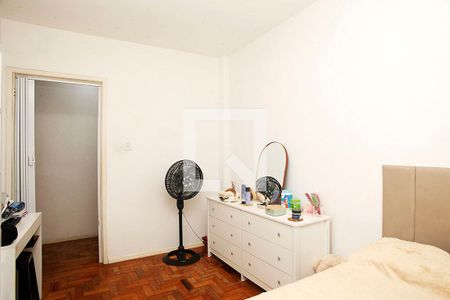 Quarto 1 de apartamento para alugar com 2 quartos, 58m² em Jardim Botânico, Porto Alegre