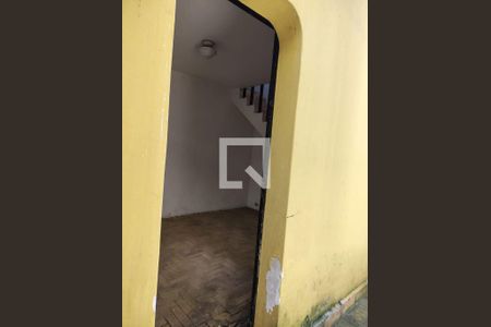 Casa para alugar com 3 quartos, 226m² em Vila Monumento, São Paulo