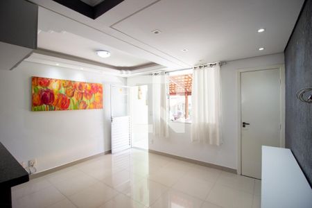 Casa de Condomínio à venda com 2 quartos, 110m² em Arvoredo Ii, Contagem