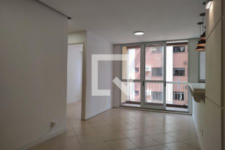Sala de apartamento para alugar com 2 quartos, 60m² em B Tijuca, Rio de Janeiro