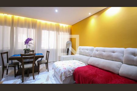 Casa à venda com 3 quartos, 145m² em Jardim Vila Formosa, São Paulo