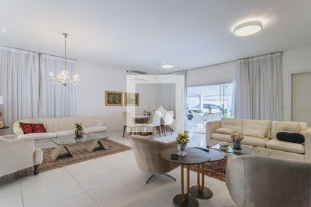 Sala  de casa de condomínio à venda com 5 quartos, 480m² em Barra da Tijuca, Rio de Janeiro