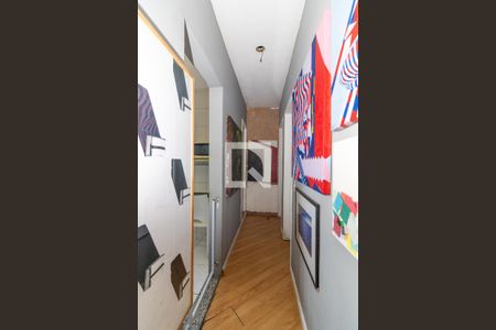 Corredor de apartamento à venda com 2 quartos, 54m² em Vila Valqueire, Rio de Janeiro