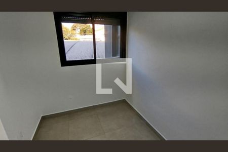 Casa à venda com 3 quartos, 90m² em Vila Ipojuca, São Paulo