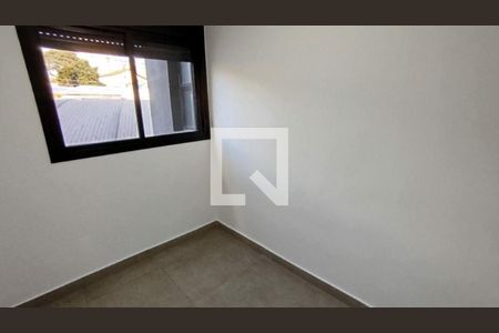Casa à venda com 3 quartos, 90m² em Vila Ipojuca, São Paulo