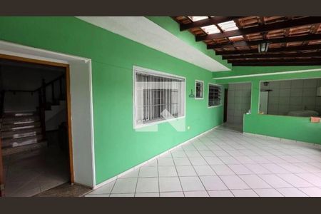 Casa à venda com 3 quartos, 194m² em Jardim Santa Barbara, Guarulhos