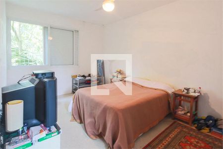 Casa à venda com 4 quartos, 620m² em Chácara Monte Alegre, São Paulo