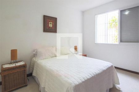 Casa à venda com 4 quartos, 620m² em Chácara Monte Alegre, São Paulo