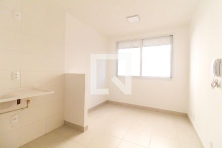Sala/Cozinha de apartamento à venda com 2 quartos, 33m² em Fazenda Aricanduva, São Paulo