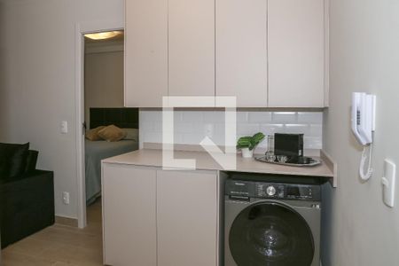 Sala e Cozinha de apartamento à venda com 1 quarto, 31m² em Perdizes, São Paulo