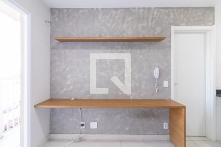 Sala/Cozinha de apartamento para alugar com 1 quarto, 28m² em Vila Ré, São Paulo