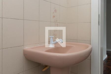 Banheiro de apartamento para alugar com 1 quarto, 50m² em Santana, Porto Alegre