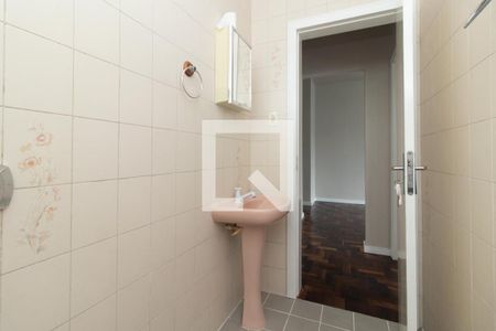 Banheiro de apartamento para alugar com 1 quarto, 50m² em Santana, Porto Alegre