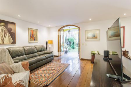 Sala de TV de casa à venda com 4 quartos, 500m² em Indianópolis, São Paulo