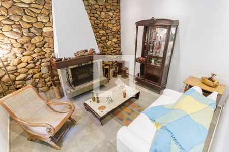 Sala de TV de casa à venda com 4 quartos, 500m² em Indianópolis, São Paulo