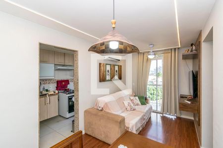 Sala de apartamento para alugar com 2 quartos, 65m² em Parada de Lucas, Rio de Janeiro